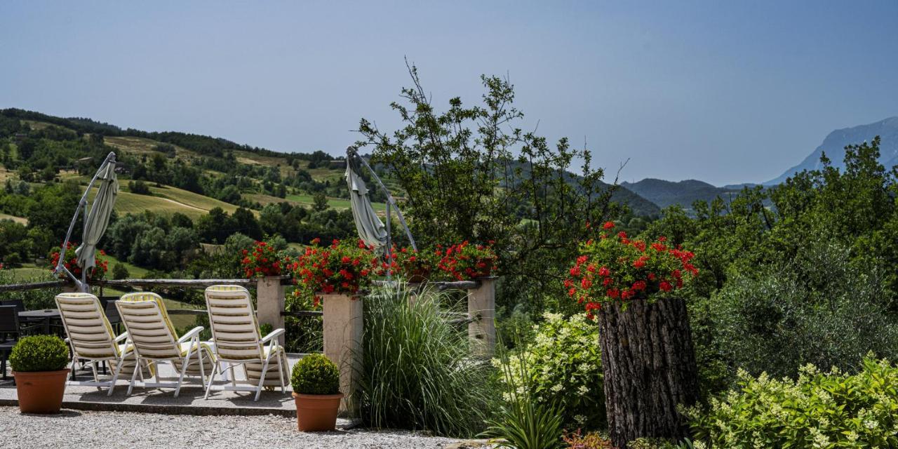 아만돌라 Casa Friano B&B 외부 사진